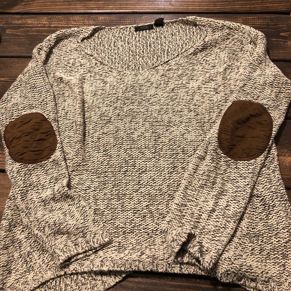 RDI sweater